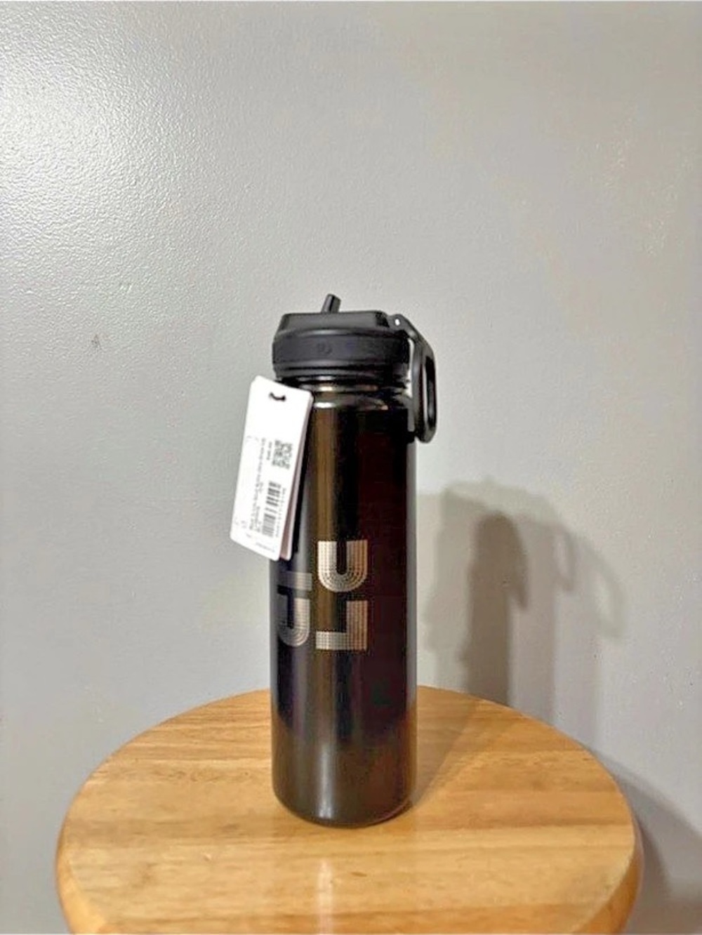 Lululemon Back to Life Sport Bottle 24oz Straw Lid Black. New with tags